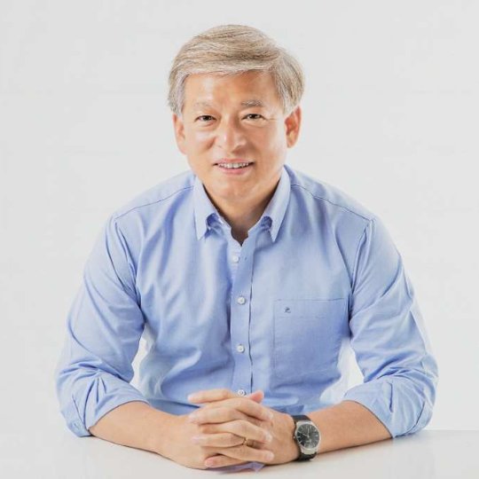 ヨム・ジェホ